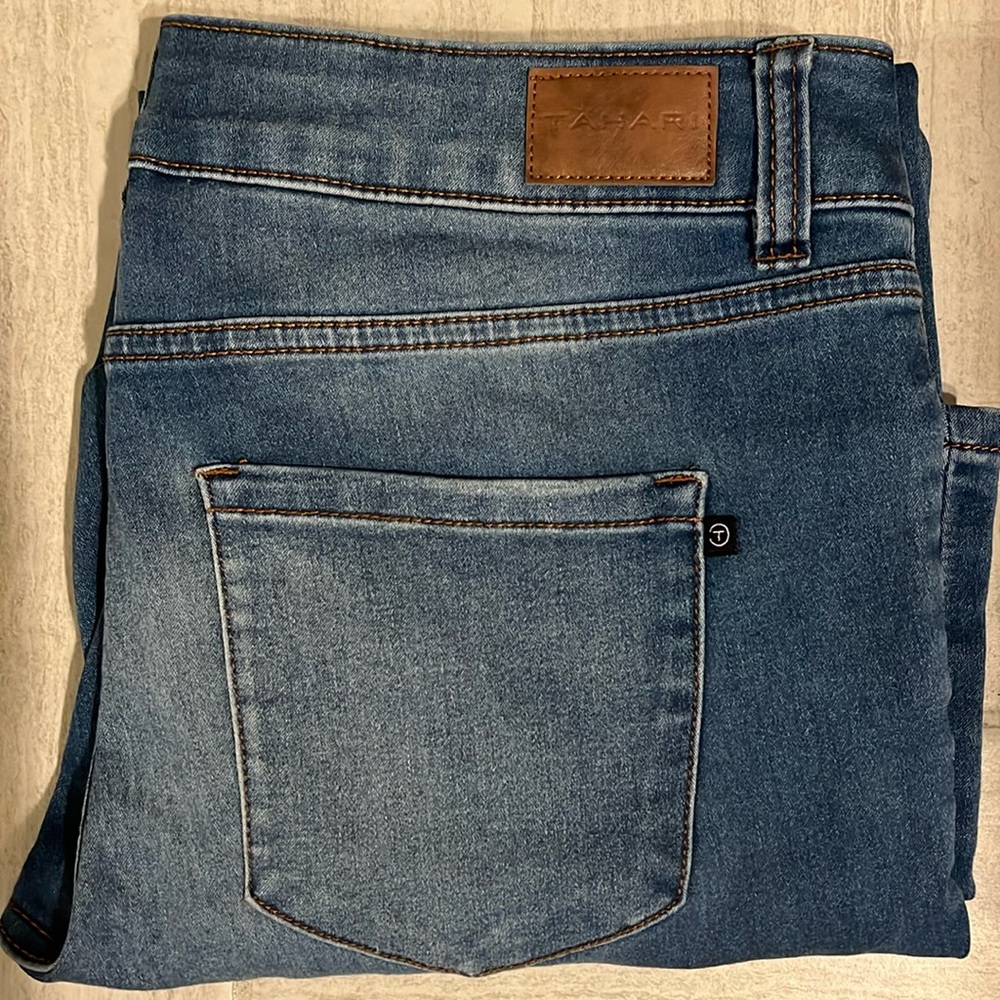 Tahari jeans